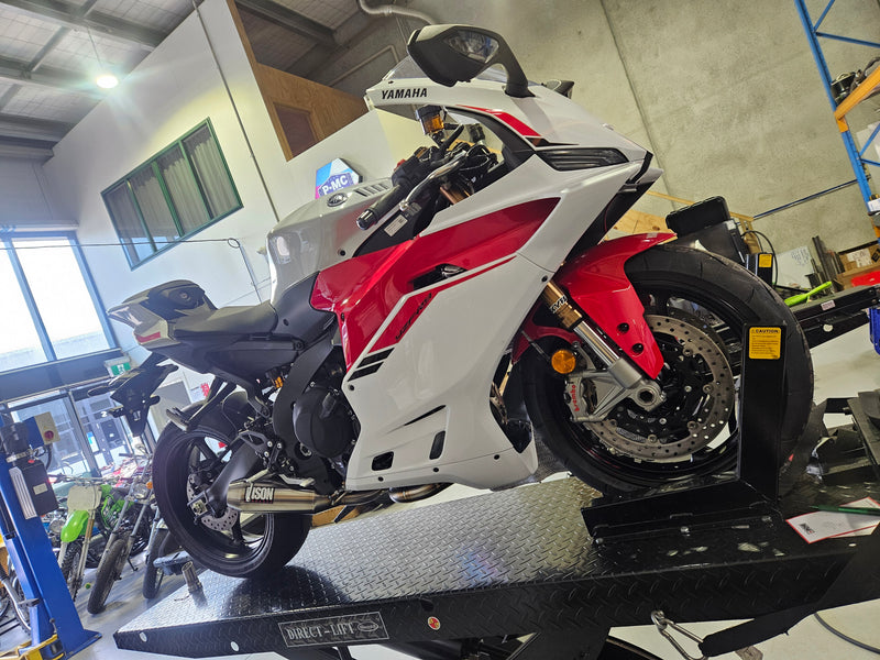 Yamaha R3 Service